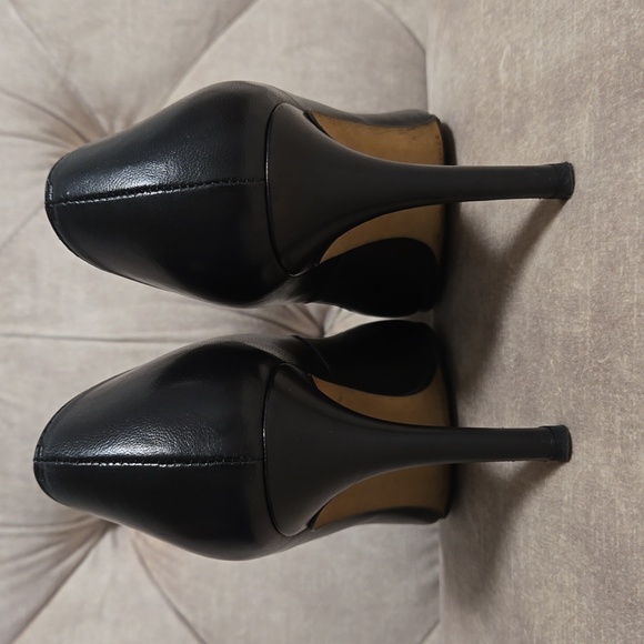 L.K.Bennett London Harper heels/pumps, black leather, size EU 35/US 5. - Picture 4 of 6